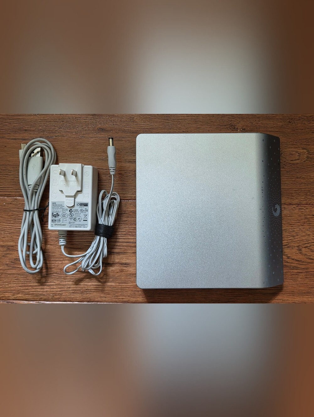 Seagate - Freeagent Desk - External Hard Disk Drive - USB Connection - 500 GB